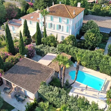 Domaine De L'aufrene Frühstückspension