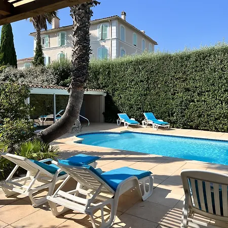 Domaine De L'aufrene Oda ve Kahvaltı