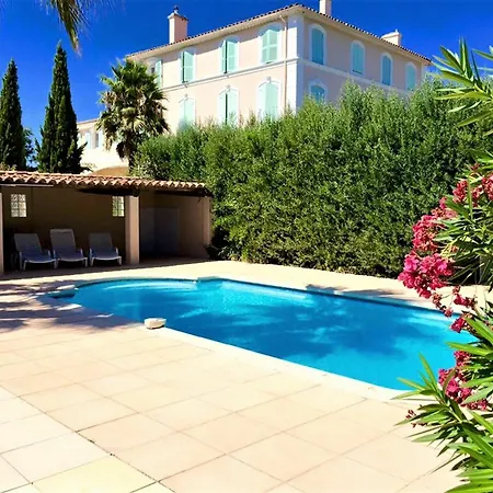 Domaine De L'aufrene Hyères